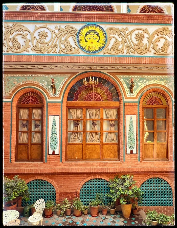 Tehran Razaz Boutique Hotel